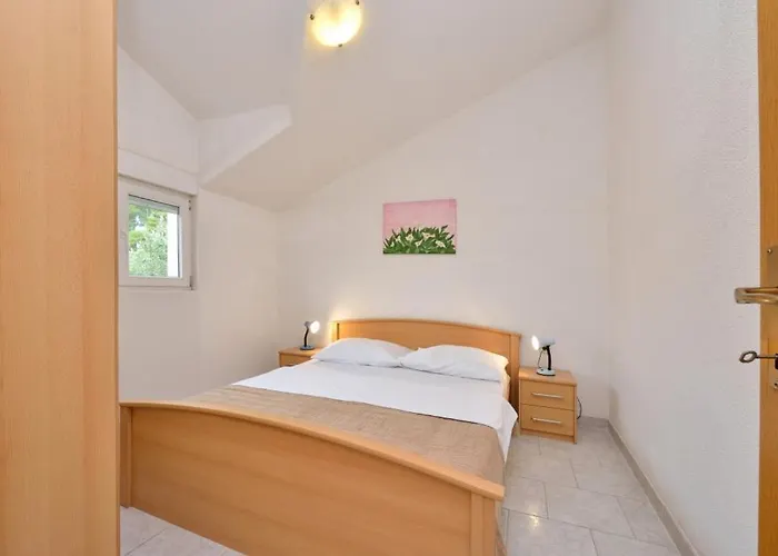 Apartment In With Sea Views, Balcony, Air Conditioning, Wifi 566-2 Drage