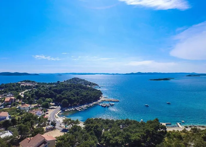 In With Sea Views, Balcony, Air Conditioning, Wifi 566-2 Appartamento Drage