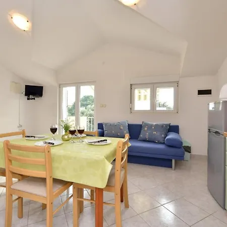 Daire In With Sea Views, Balcony, Air Conditioning, Wifi 566-2 *