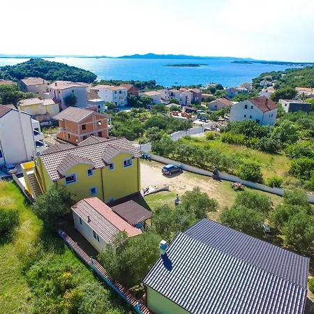 In With Sea Views, Balcony, Air Conditioning, Wifi 566-2 Daire