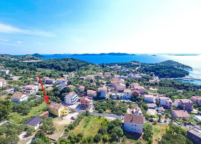 In With Sea Views, Balcony, Air Conditioning, Wifi 566-2 Lägenhet *