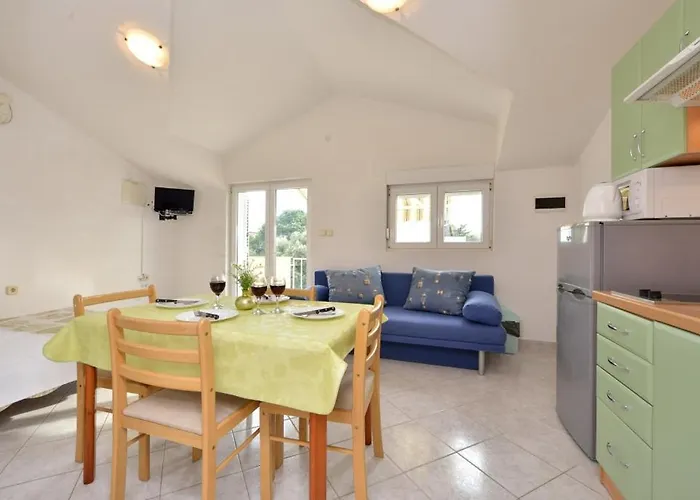 Lägenhet In With Sea Views, Balcony, Air Conditioning, Wifi 566-2 *