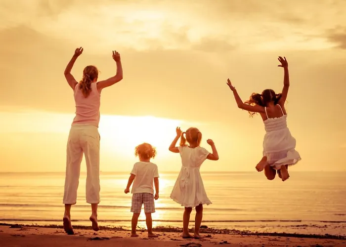 In With Sea Views, Balcony, Air Conditioning, Wifi 566-2