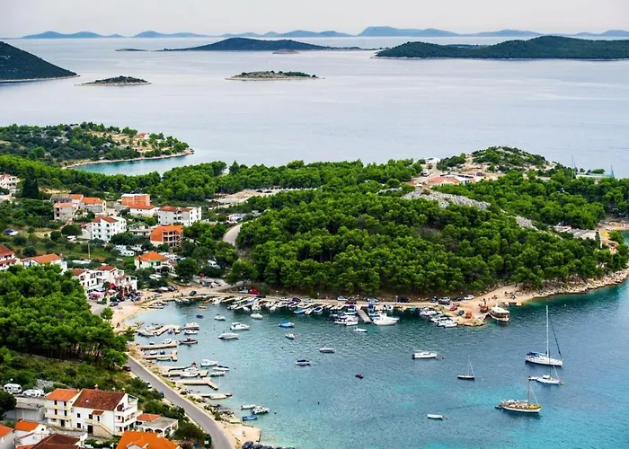 In With Sea Views, Balcony, Air Conditioning, Wifi 566-2 Lägenhet *