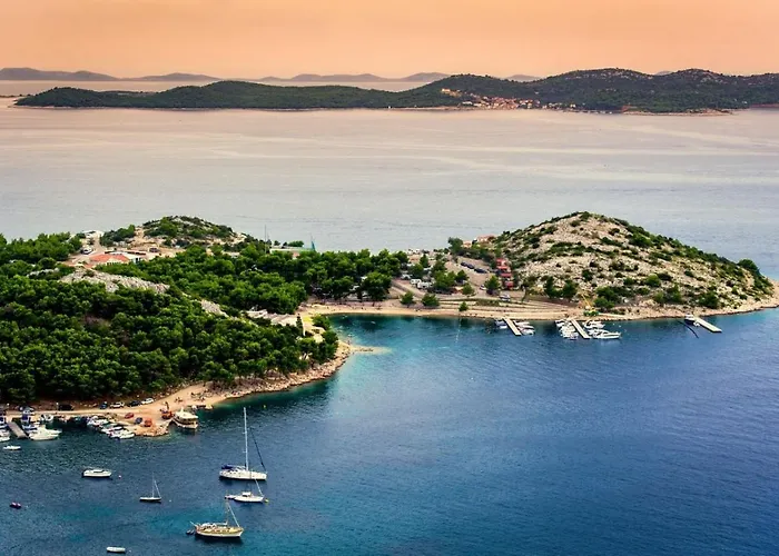 In With Sea Views, Balcony, Air Conditioning, Wifi 566-2 Lägenhet Drage