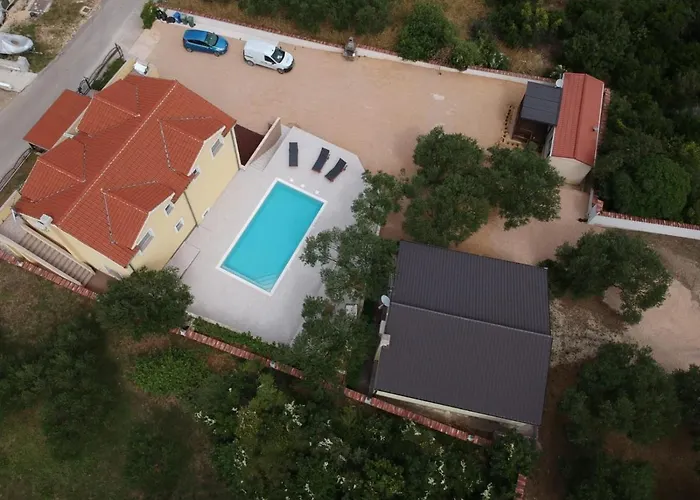 In With Sea Views, Balcony, Air Conditioning, Wifi 566-2